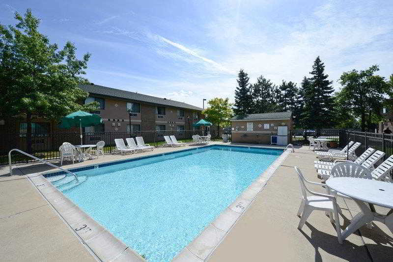 Best Western Detroit Livonia Exteriér fotografie